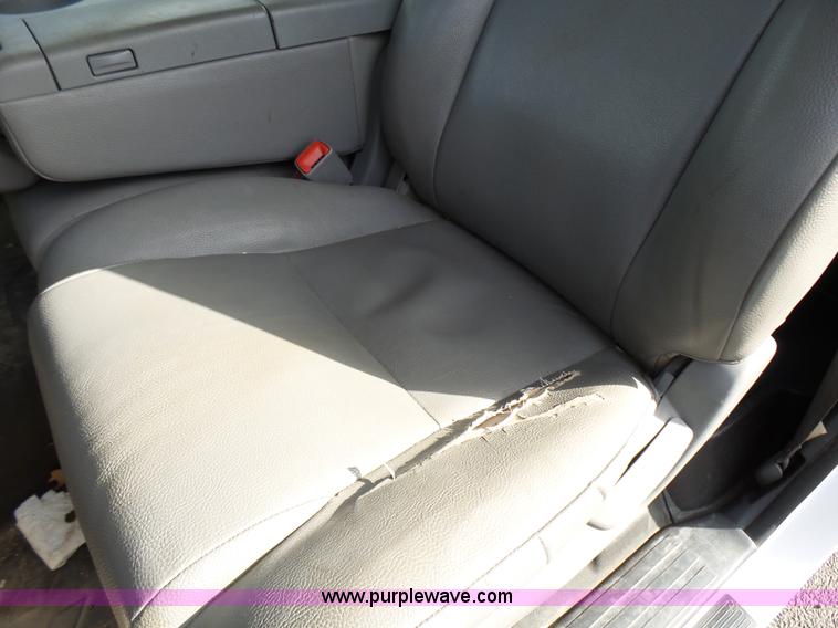 image for item L5403 2010 Toyota Tundra pickup truck