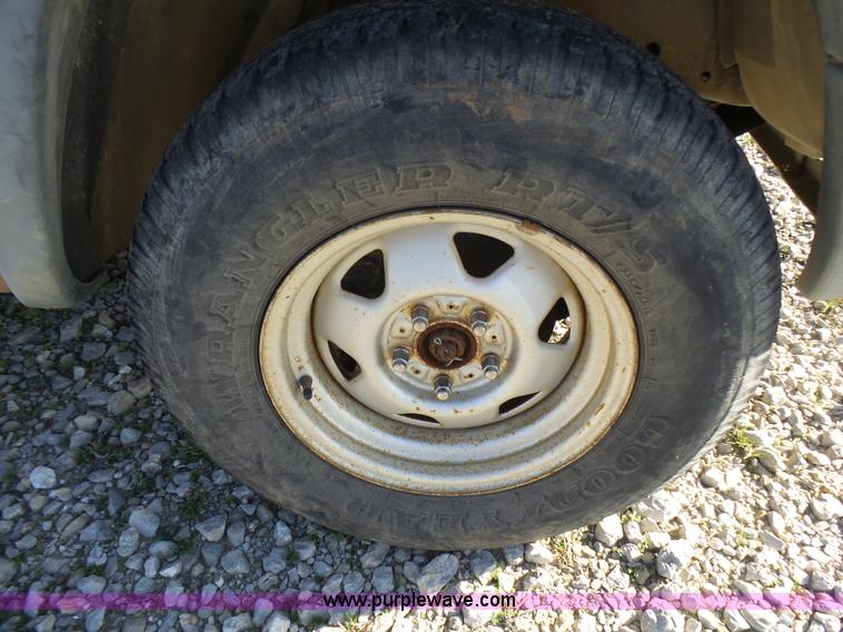 image for item L5452 1999 Jeep Cherokee SE SUV