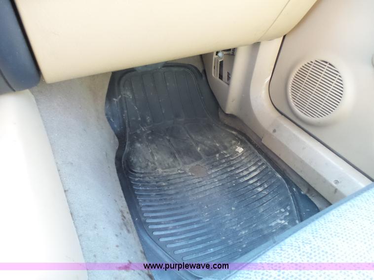 image for item L5452 1999 Jeep Cherokee SE SUV