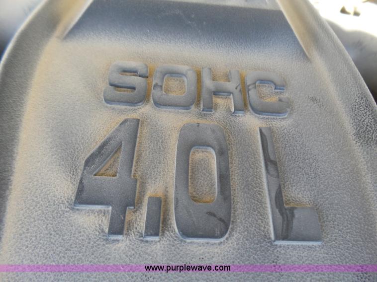 image for item L5453 2000 Ford Explorer XL SUV