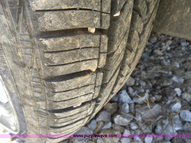 image for item L5454 2000 Ford Taurus SE