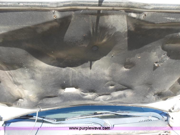 image for item L5454 2000 Ford Taurus SE