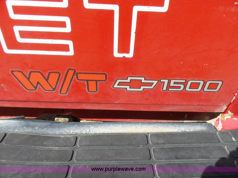 image for item L5456 1994 Chevrolet Cheyenne 1500 pickup truck