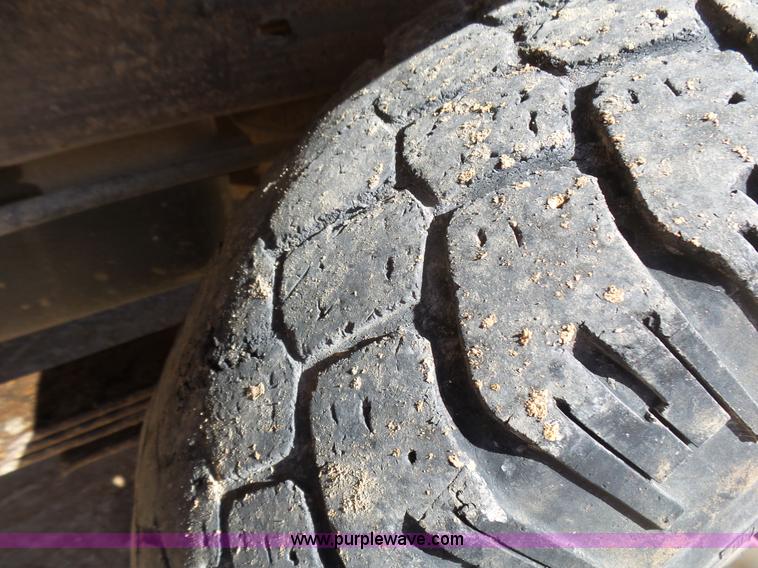 image for item L5456 1994 Chevrolet Cheyenne 1500 pickup truck