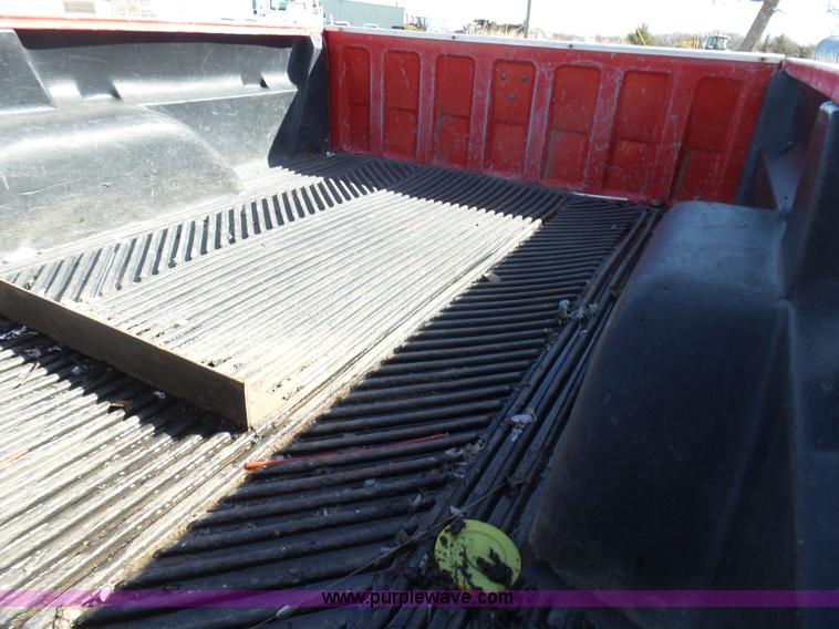 image for item L5456 1994 Chevrolet Cheyenne 1500 pickup truck