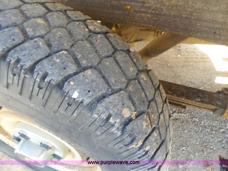 image for item L5456 1994 Chevrolet Cheyenne 1500 pickup truck