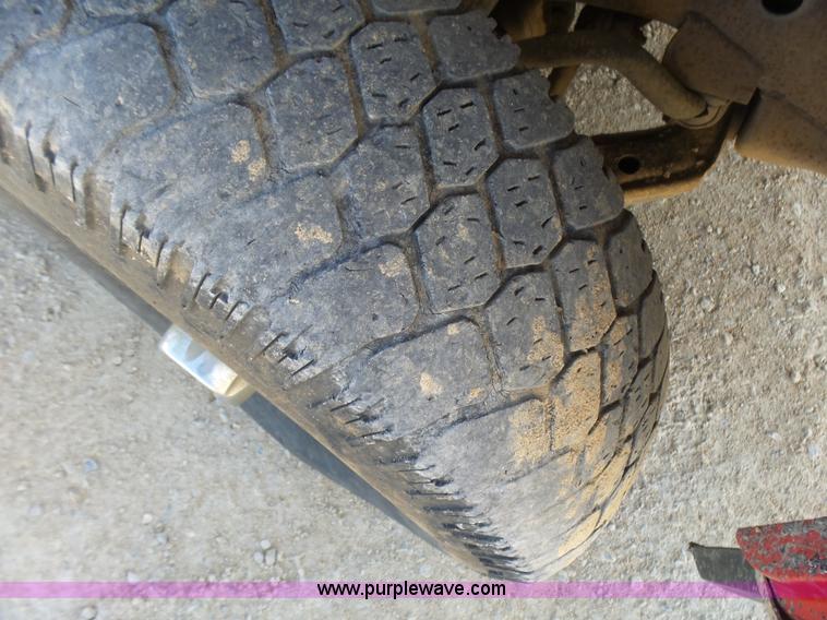 image for item L5456 1994 Chevrolet Cheyenne 1500 pickup truck