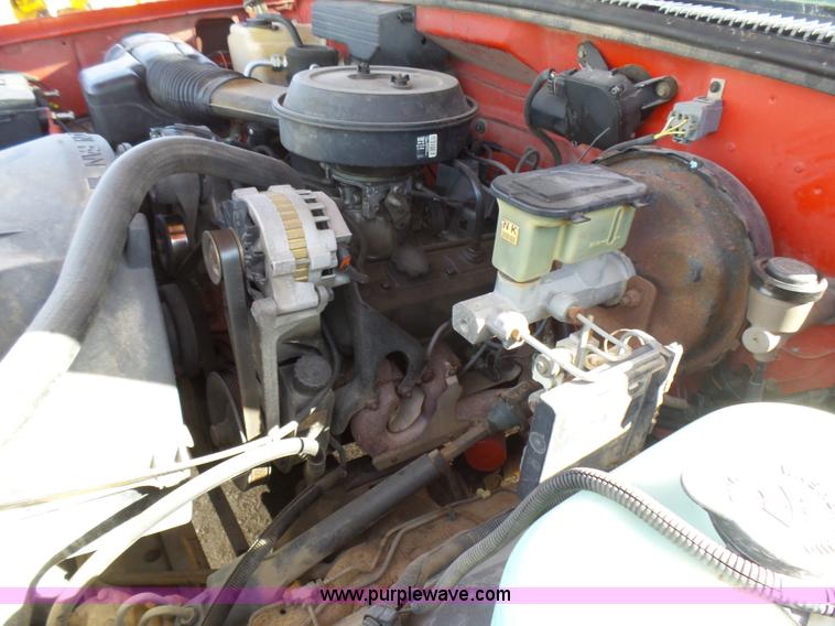 image for item L5456 1994 Chevrolet Cheyenne 1500 pickup truck