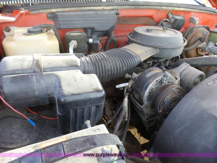 image for item L5456 1994 Chevrolet Cheyenne 1500 pickup truck