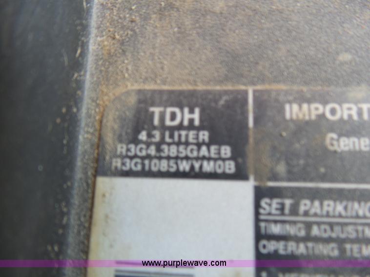 image for item L5456 1994 Chevrolet Cheyenne 1500 pickup truck