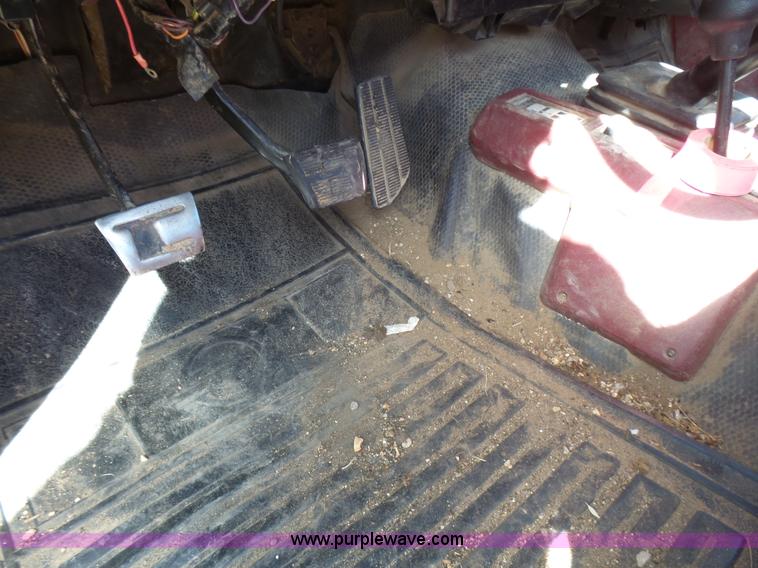 image for item L5456 1994 Chevrolet Cheyenne 1500 pickup truck