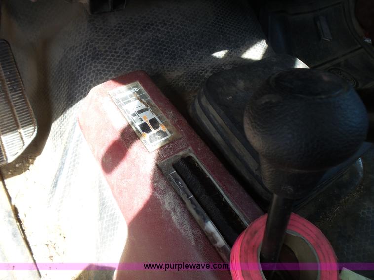 image for item L5456 1994 Chevrolet Cheyenne 1500 pickup truck