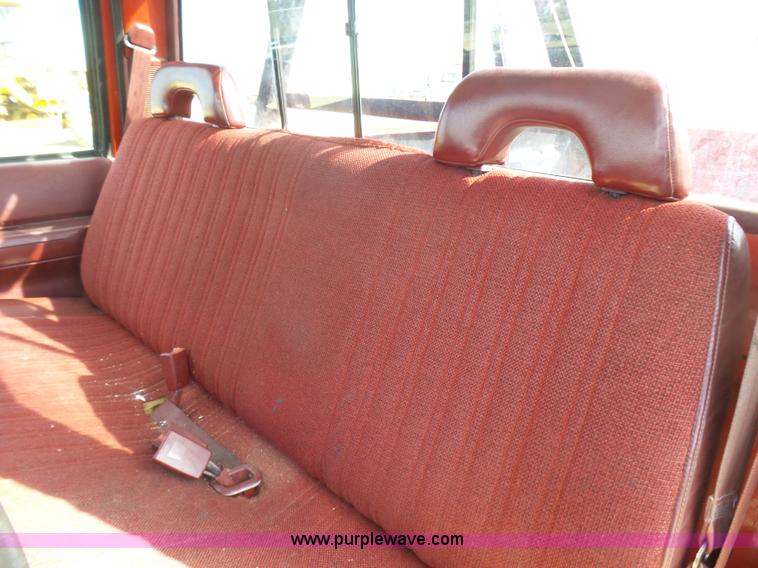 image for item L5456 1994 Chevrolet Cheyenne 1500 pickup truck