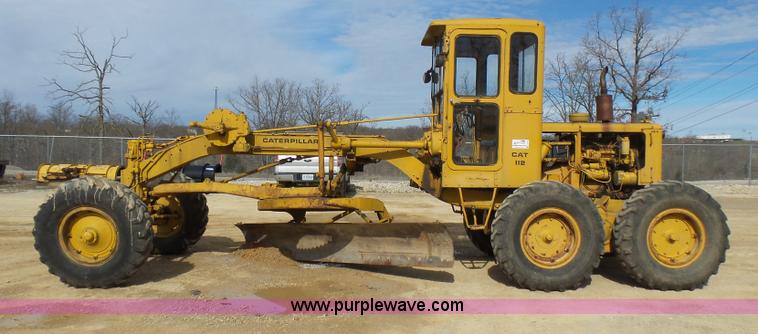 image for item L5457 1969 Caterpillar 112F motor grader