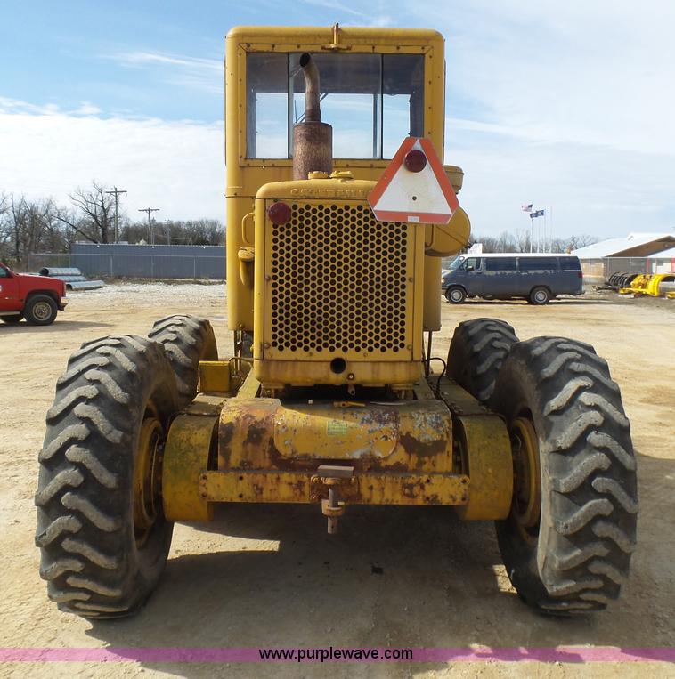 image for item L5457 1969 Caterpillar 112F motor grader