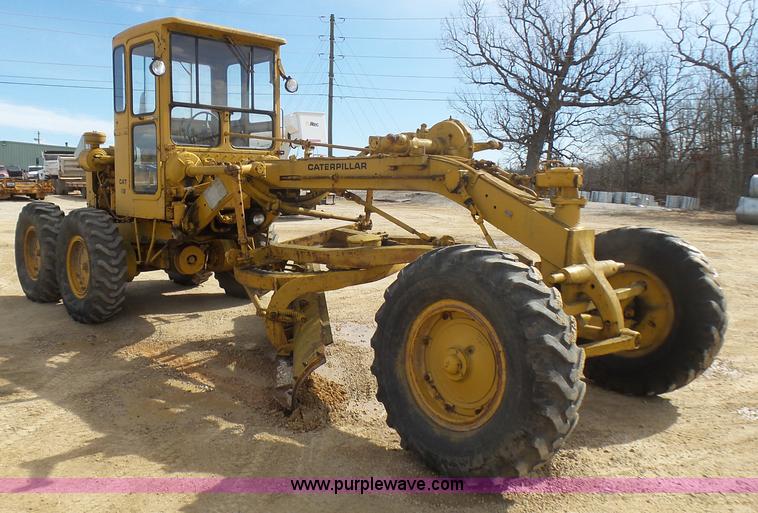 image for item L5457 1969 Caterpillar 112F motor grader