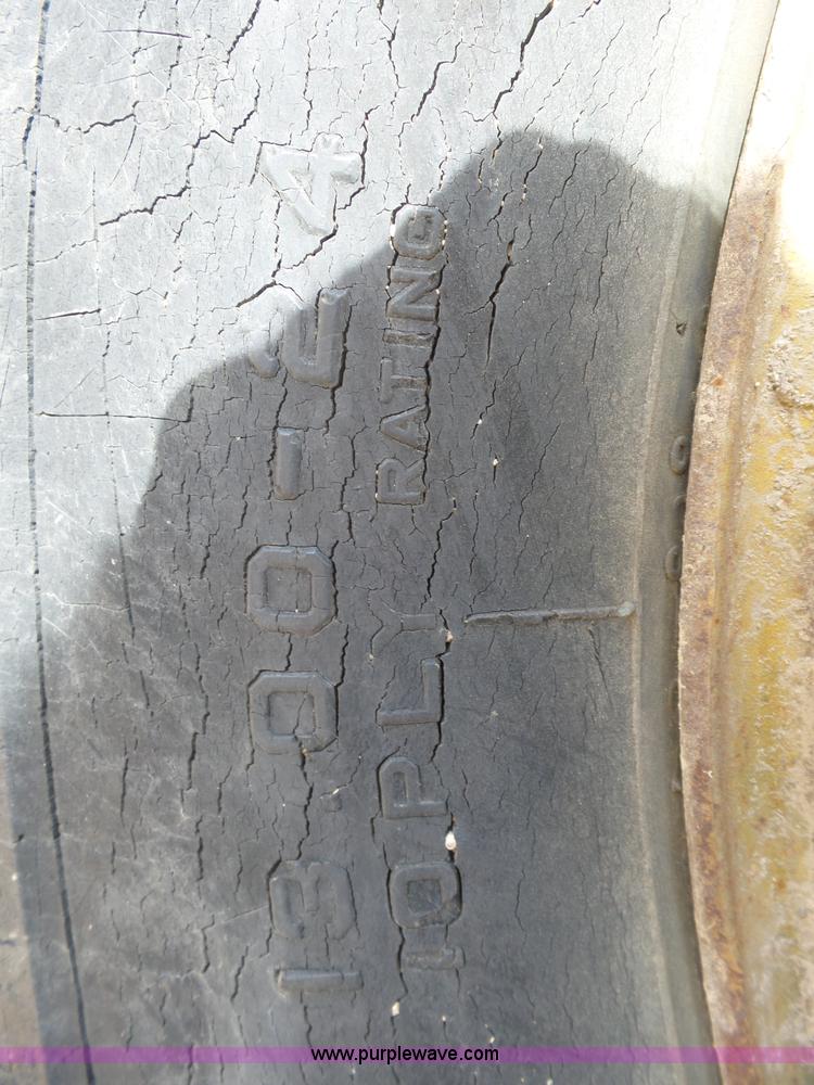 image for item L5457 1969 Caterpillar 112F motor grader