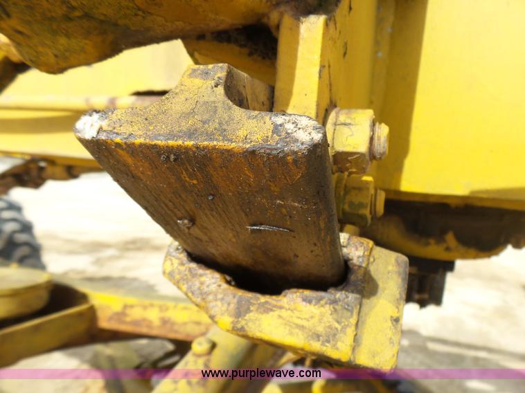 image for item L5457 1969 Caterpillar 112F motor grader