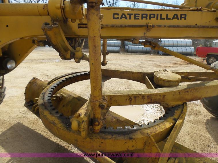 image for item L5457 1969 Caterpillar 112F motor grader
