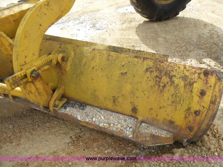 image for item L5457 1969 Caterpillar 112F motor grader