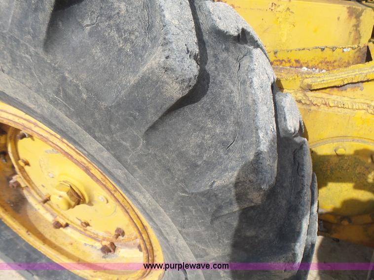 image for item L5457 1969 Caterpillar 112F motor grader