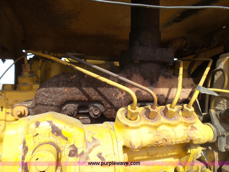 image for item L5457 1969 Caterpillar 112F motor grader