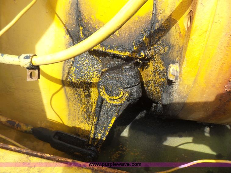 image for item L5457 1969 Caterpillar 112F motor grader