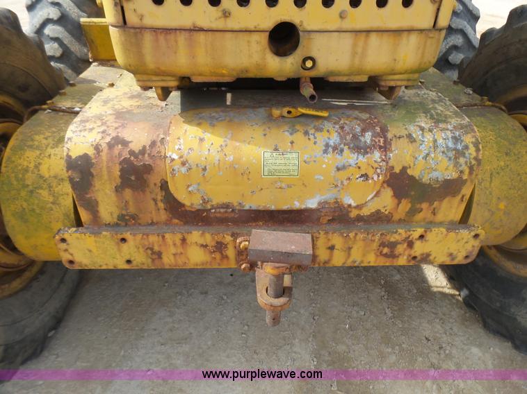 image for item L5457 1969 Caterpillar 112F motor grader