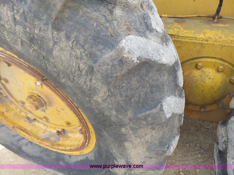 image for item L5457 1969 Caterpillar 112F motor grader