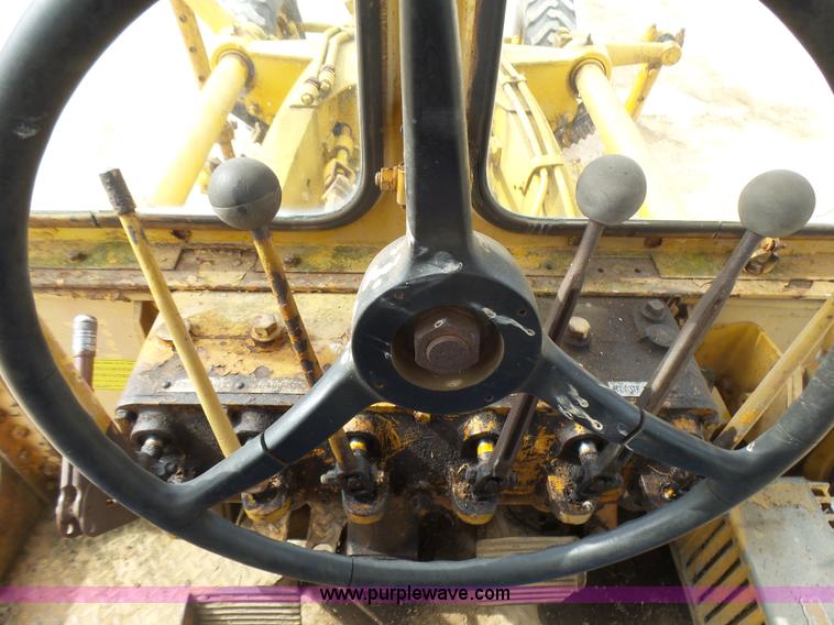 image for item L5457 1969 Caterpillar 112F motor grader
