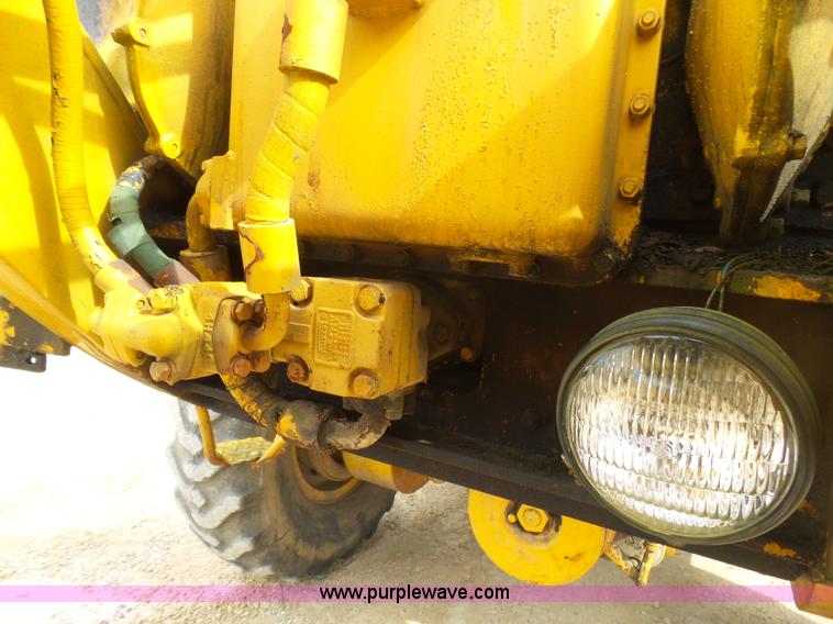 image for item L5457 1969 Caterpillar 112F motor grader