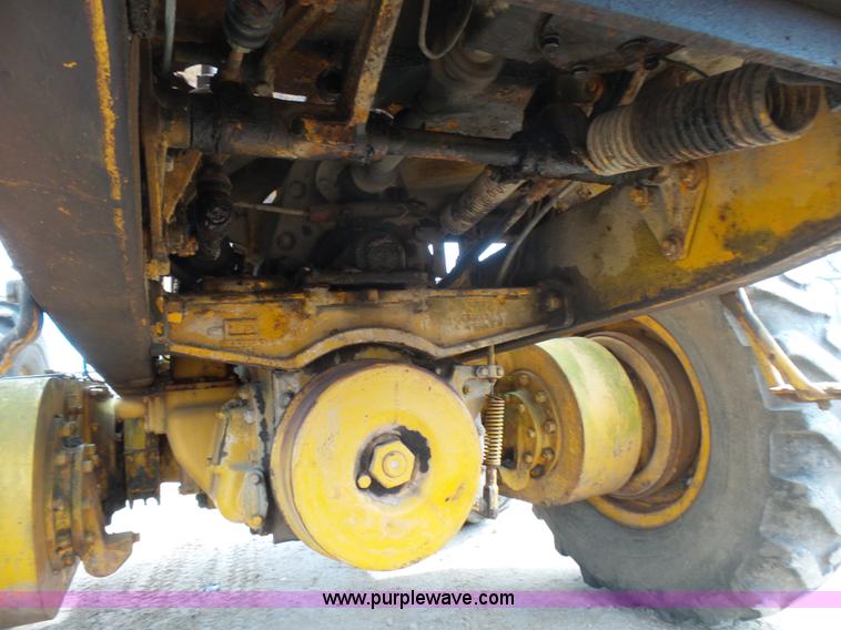 image for item L5457 1969 Caterpillar 112F motor grader