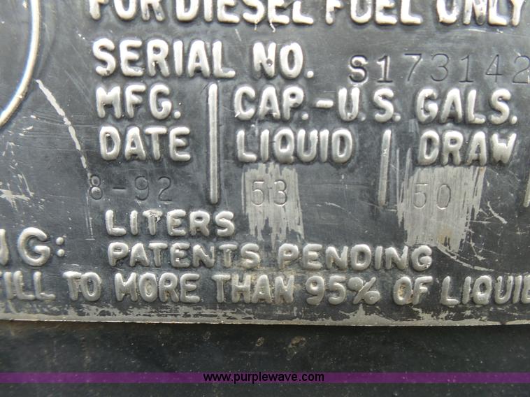 image for item L5458 1993 International 4900 dump truck