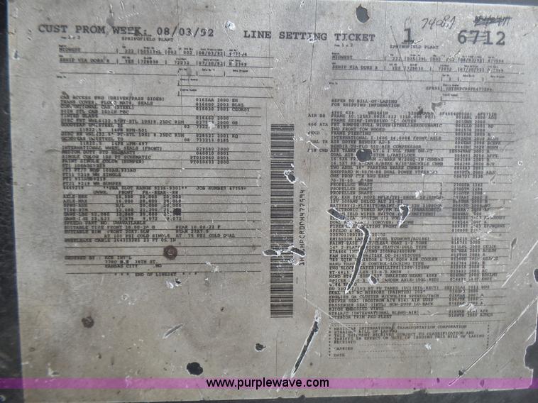 image for item L5458 1993 International 4900 dump truck