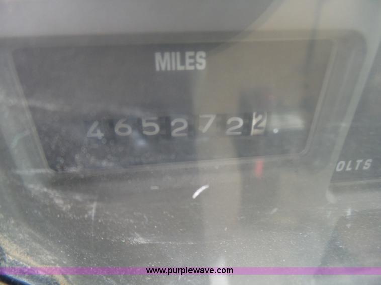 image for item L5458 1993 International 4900 dump truck