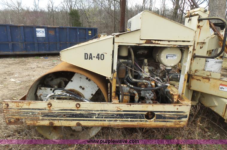 image for item L5459 Ingersoll Rand DA40 double drum roller compactor