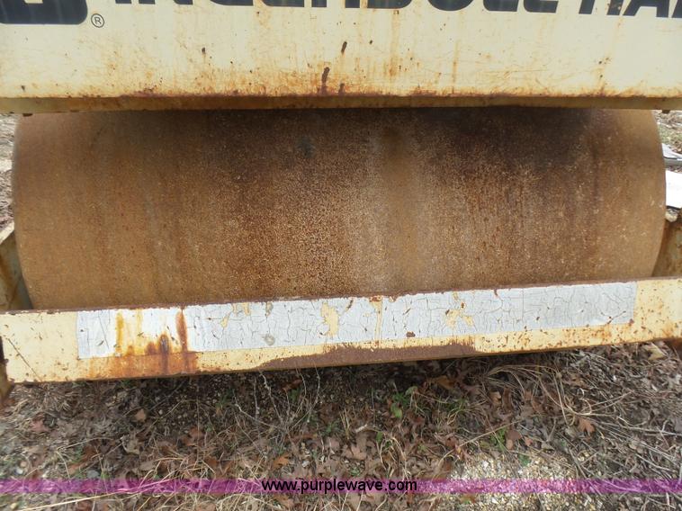 image for item L5459 Ingersoll Rand DA40 double drum roller compactor