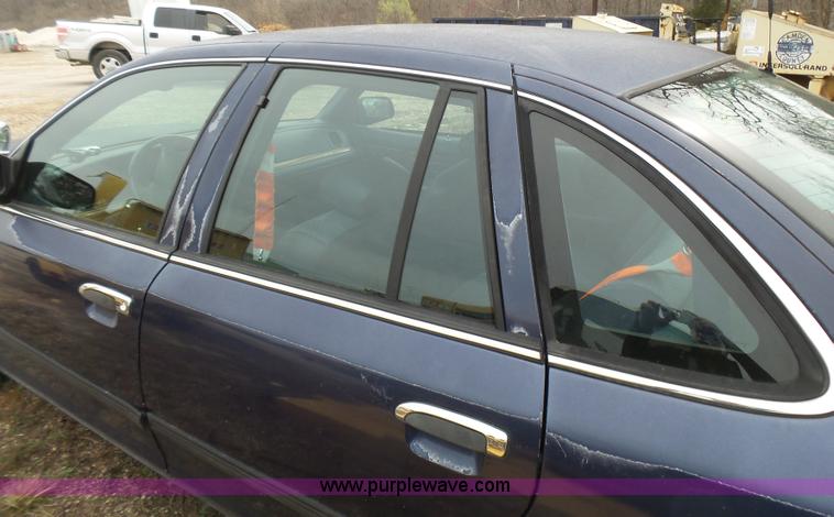 image for item L5460 1995 Ford Crown Victoria Police Interceptor