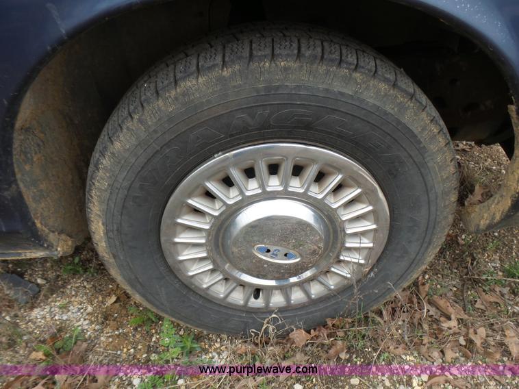 image for item L5460 1995 Ford Crown Victoria Police Interceptor