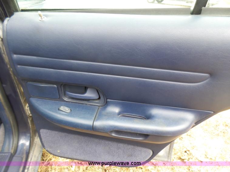 image for item L5460 1995 Ford Crown Victoria Police Interceptor