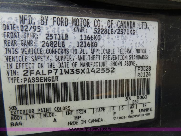 image for item L5460 1995 Ford Crown Victoria Police Interceptor