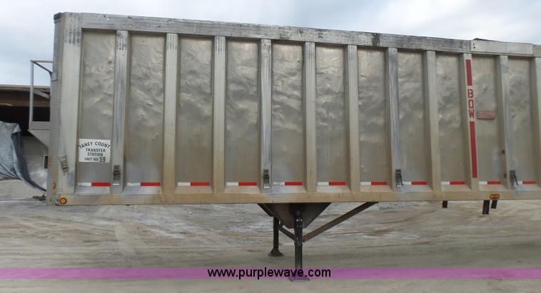 image for item L5462 2001 Travis S/102 walking floor trailer