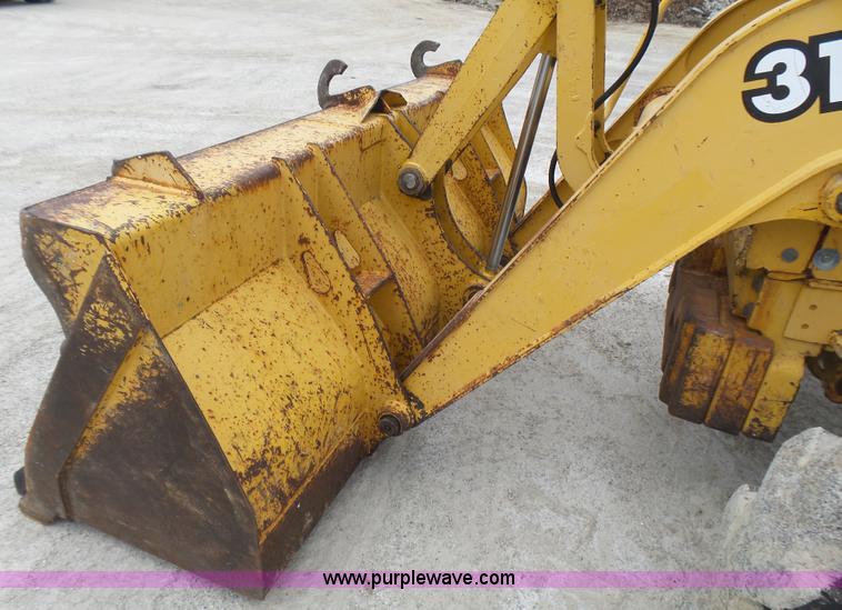 image for item L5465 1999 John Deere 310SE backhoe
