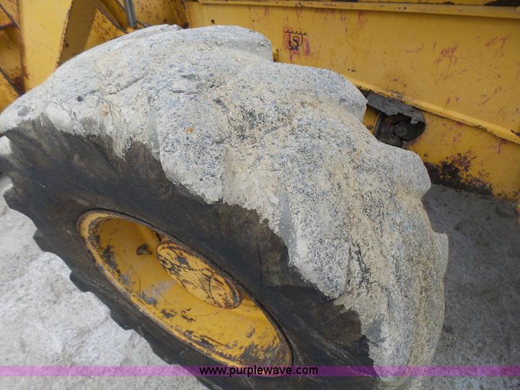 image for item L5465 1999 John Deere 310SE backhoe