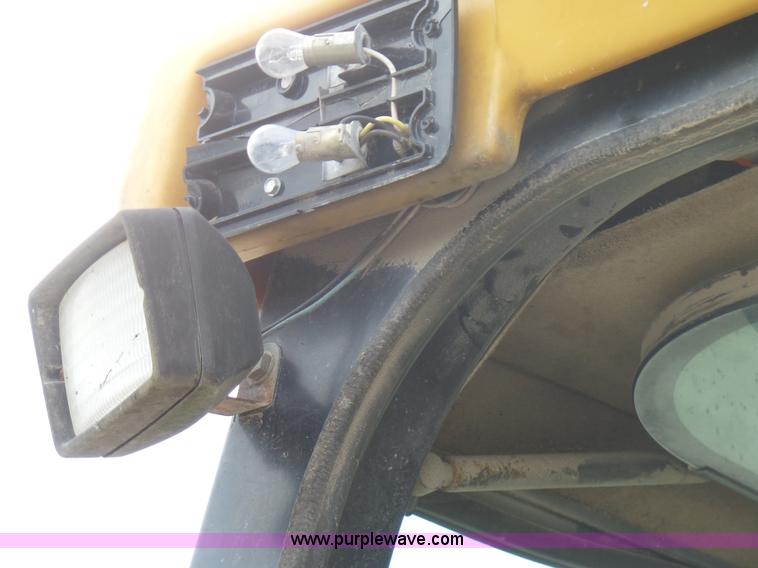 image for item L5465 1999 John Deere 310SE backhoe