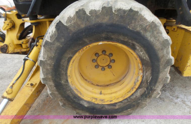 image for item L5465 1999 John Deere 310SE backhoe