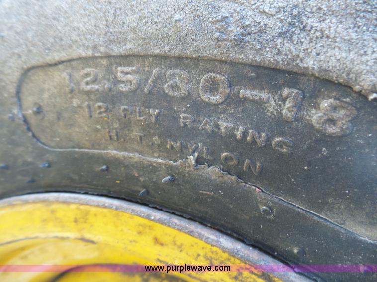 image for item L5465 1999 John Deere 310SE backhoe