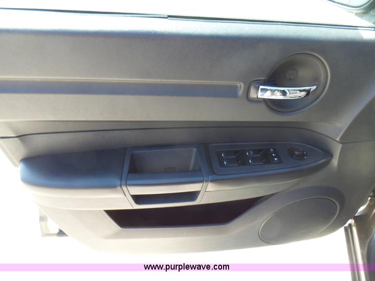 image for item L5468 2008 Dodge Charger