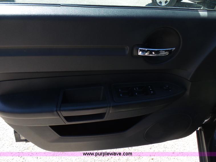 image for item L5469 2010 Dodge Charger