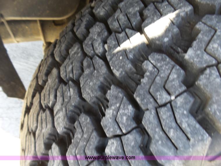 image for item L5470 2006 Dodge Dakota SLT Quad Cab pickup truck